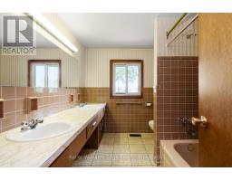 5197 Cherryhill Crescent, Burlington, ON L7L4C3 Photo 24