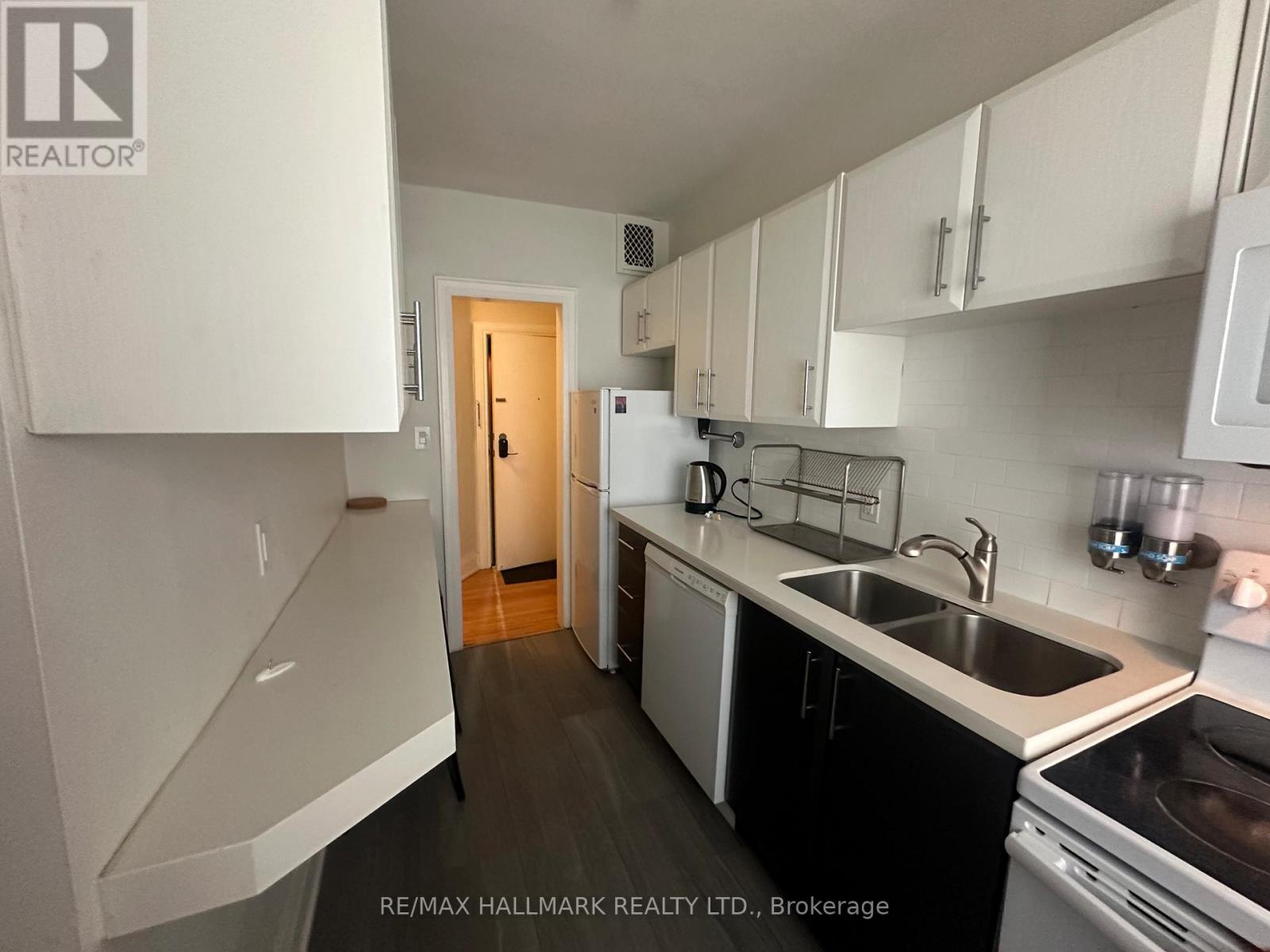 9 - 595 ST CLAIR AVENUE W, Toronto (Wychwood) — photo 2