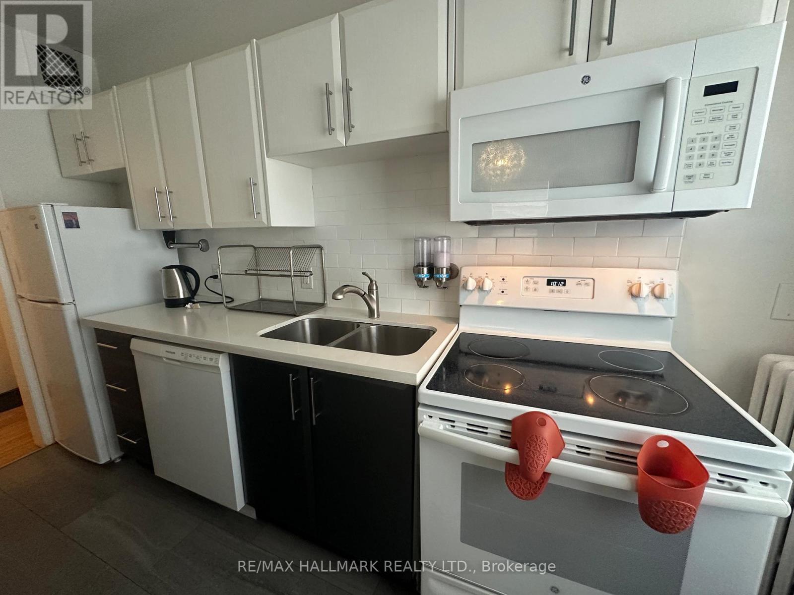 9 - 595 ST CLAIR AVENUE W, Toronto (Wychwood) — photo 7