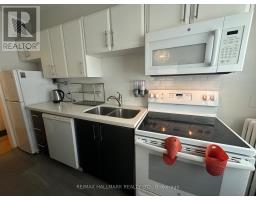 9 - 595 St Clair Avenue W, Toronto, ON M6C1A3 Photo 7