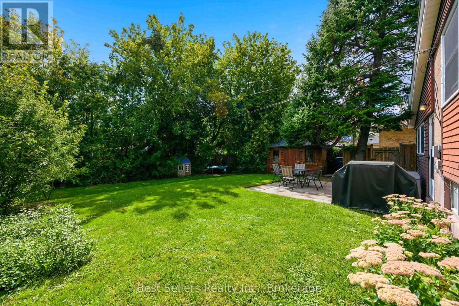 5 BENFRISCO CRESCENT - 31