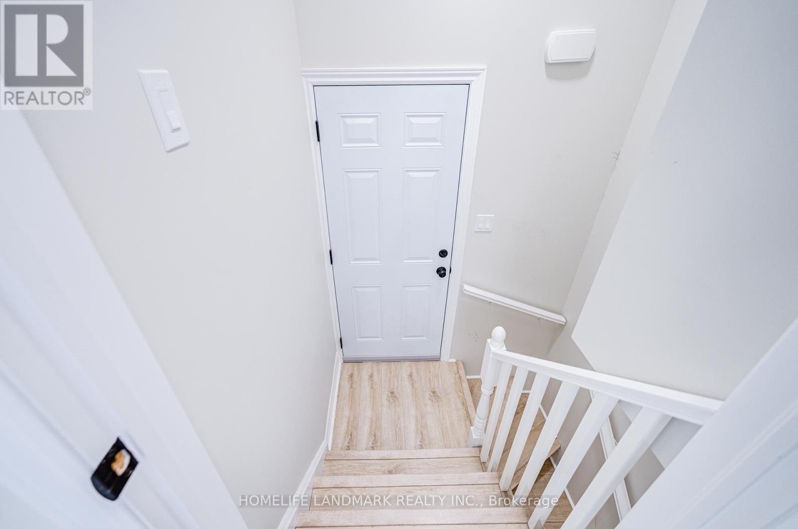 64 LAUREL AVENUE - 31