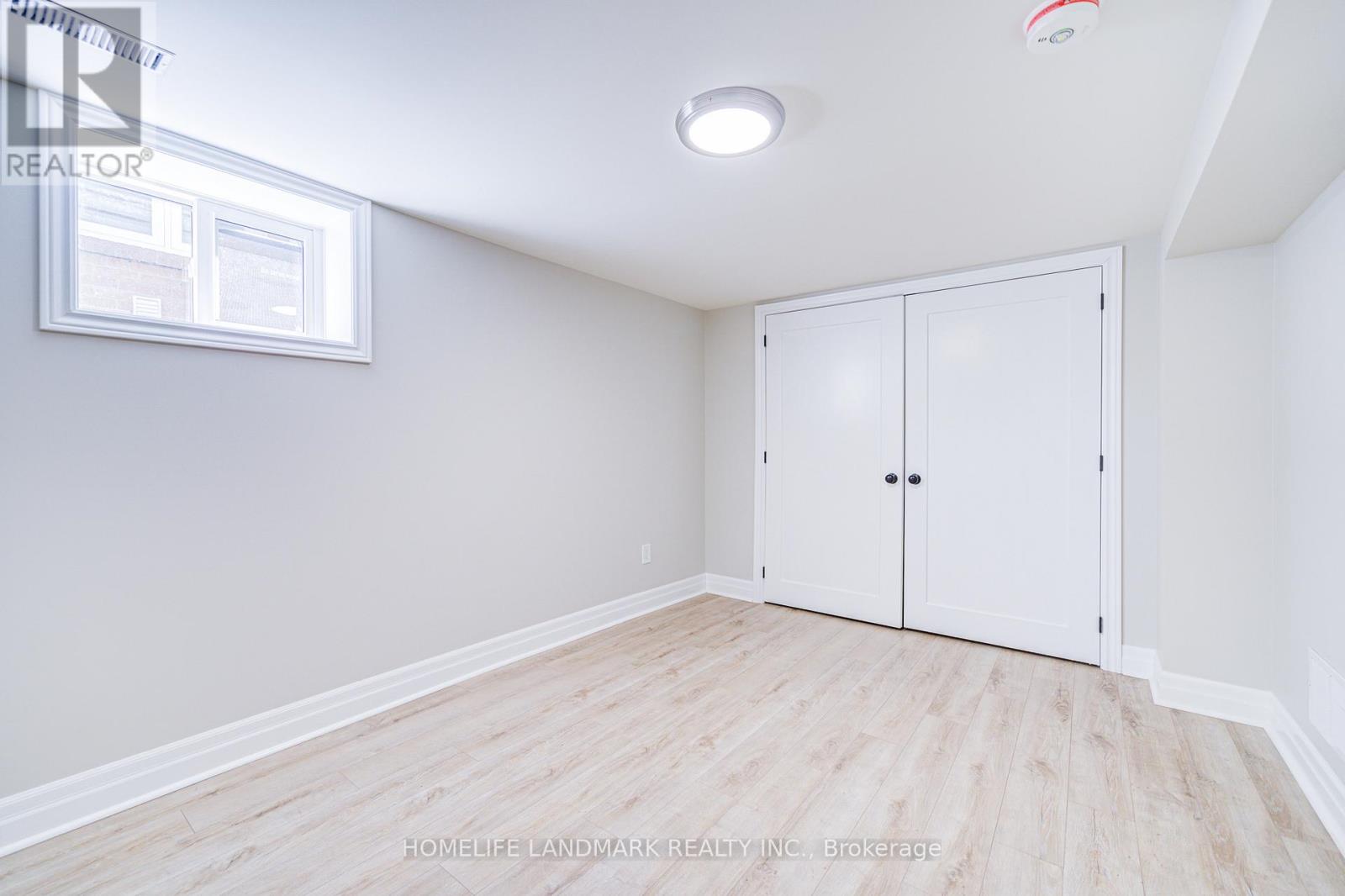 64 LAUREL AVENUE - 38