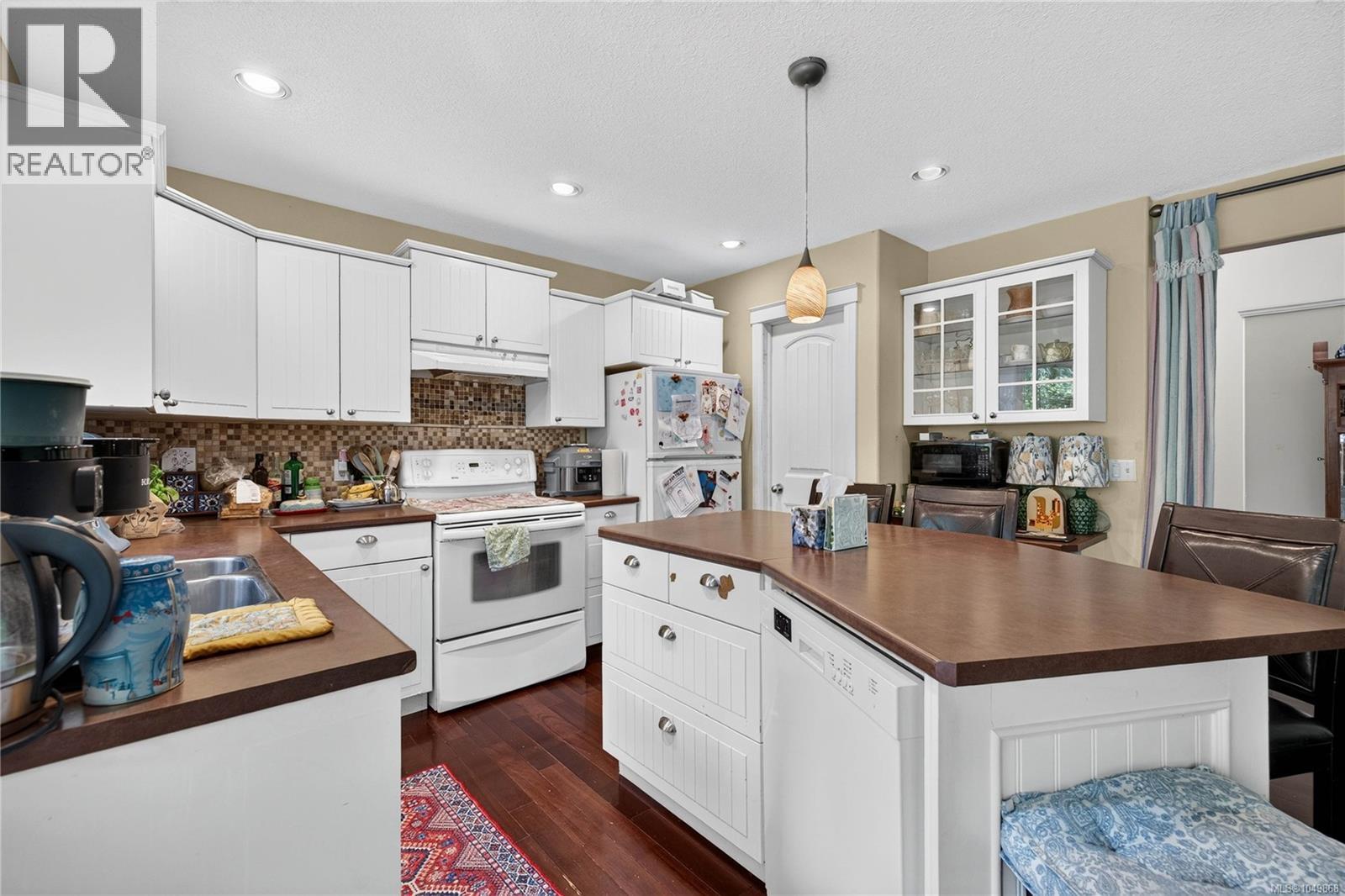 135 Pine Pl - 10