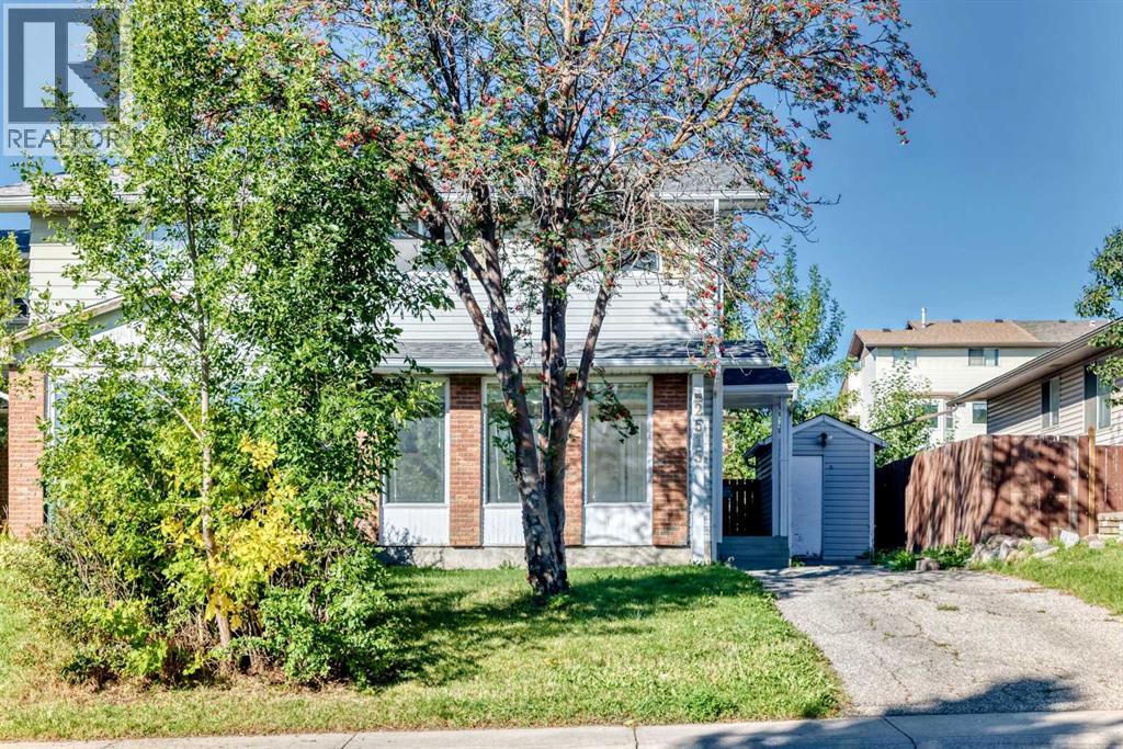2515 62 Street NE - 2