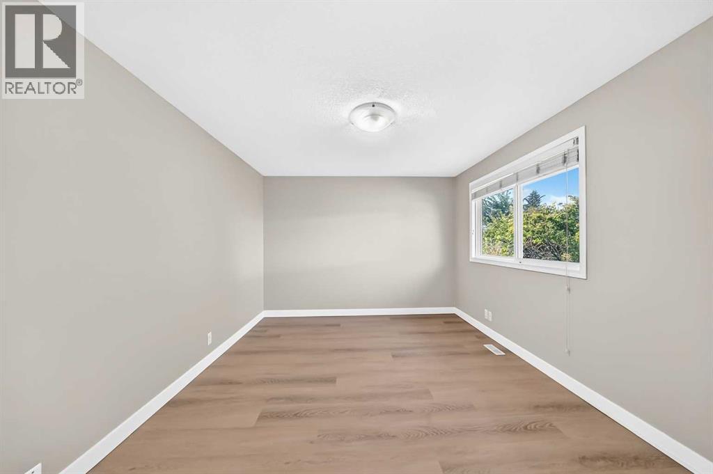 2515 62 Street NE - 29
