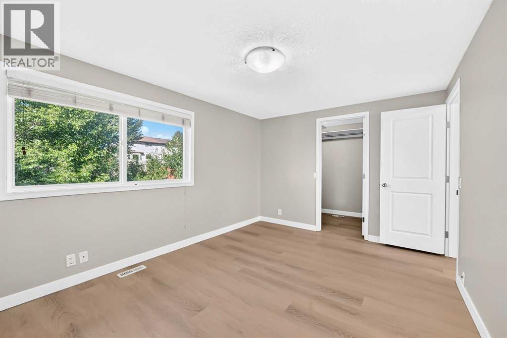 2515 62 Street NE - 32