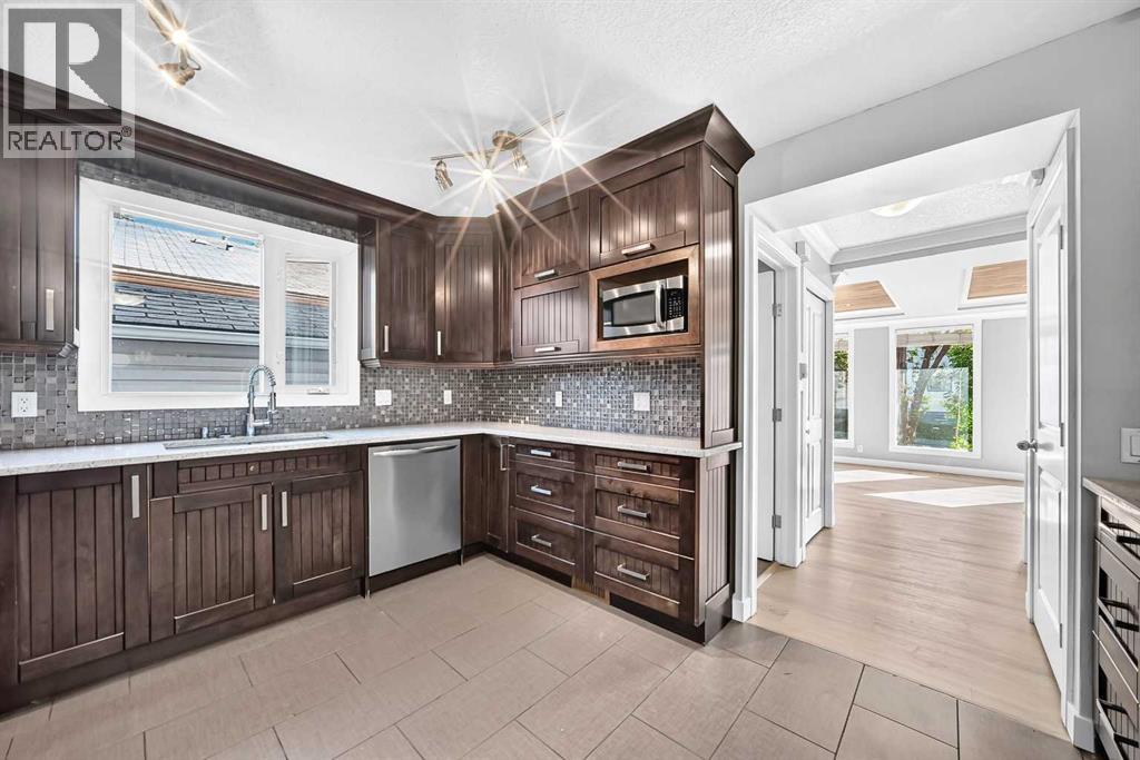 2515 62 Street NE - 9