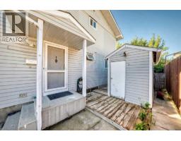 Bedroom - 2515 62 Street Ne, Calgary, AB T2G2K1 Photo 6