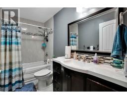 54 Royal Crest Way, Calgary, AB T3G4M7 Photo 32
