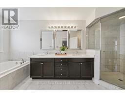 Bathroom - 2343 Quetico Crescent, Oakville, ON L6M0R5 Photo 15