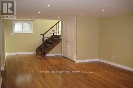 102 HUMBER CRESCENT, King (King City) — photo 8