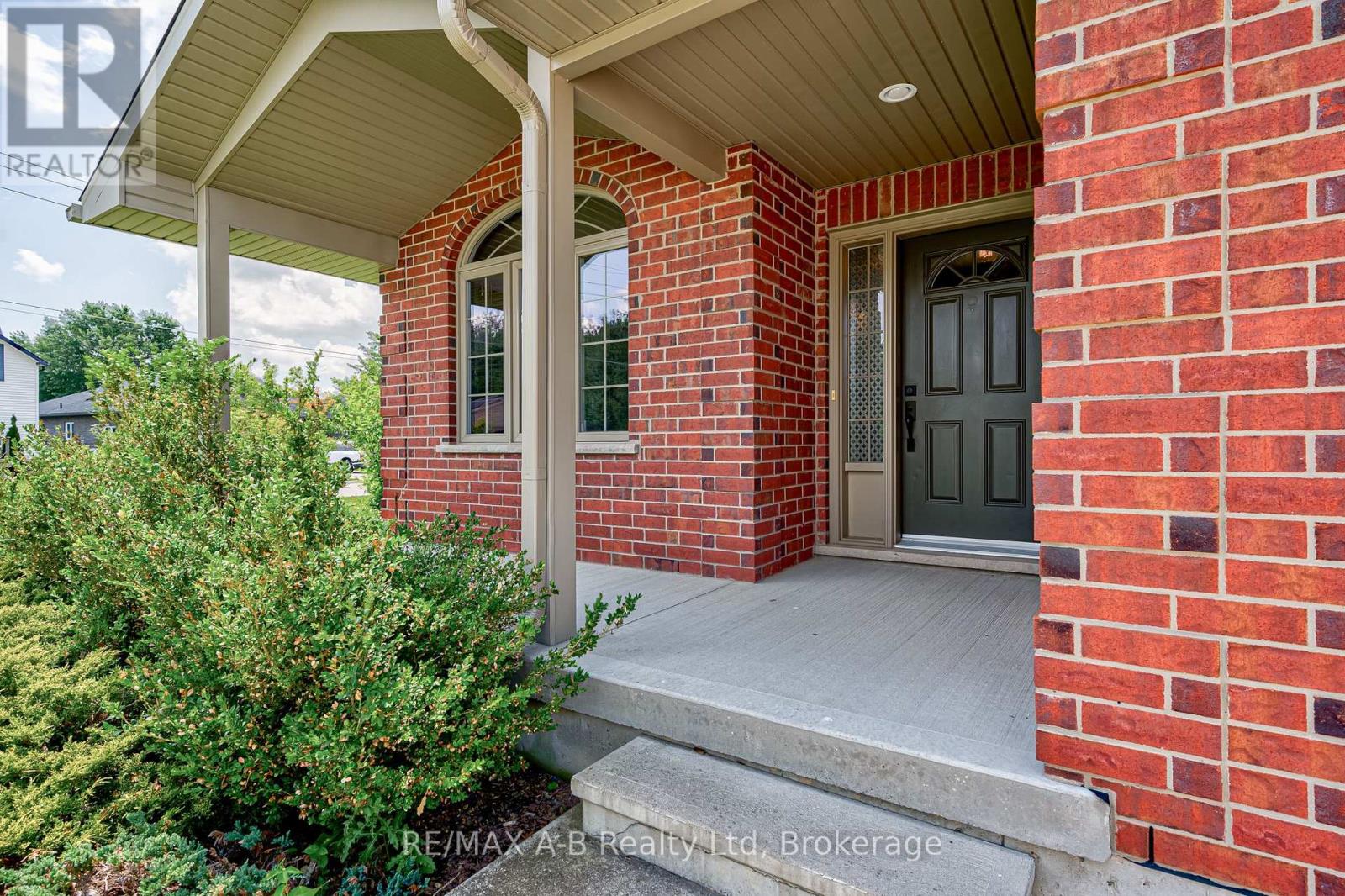 131 GUEST COURT, St. Marys — photo 4