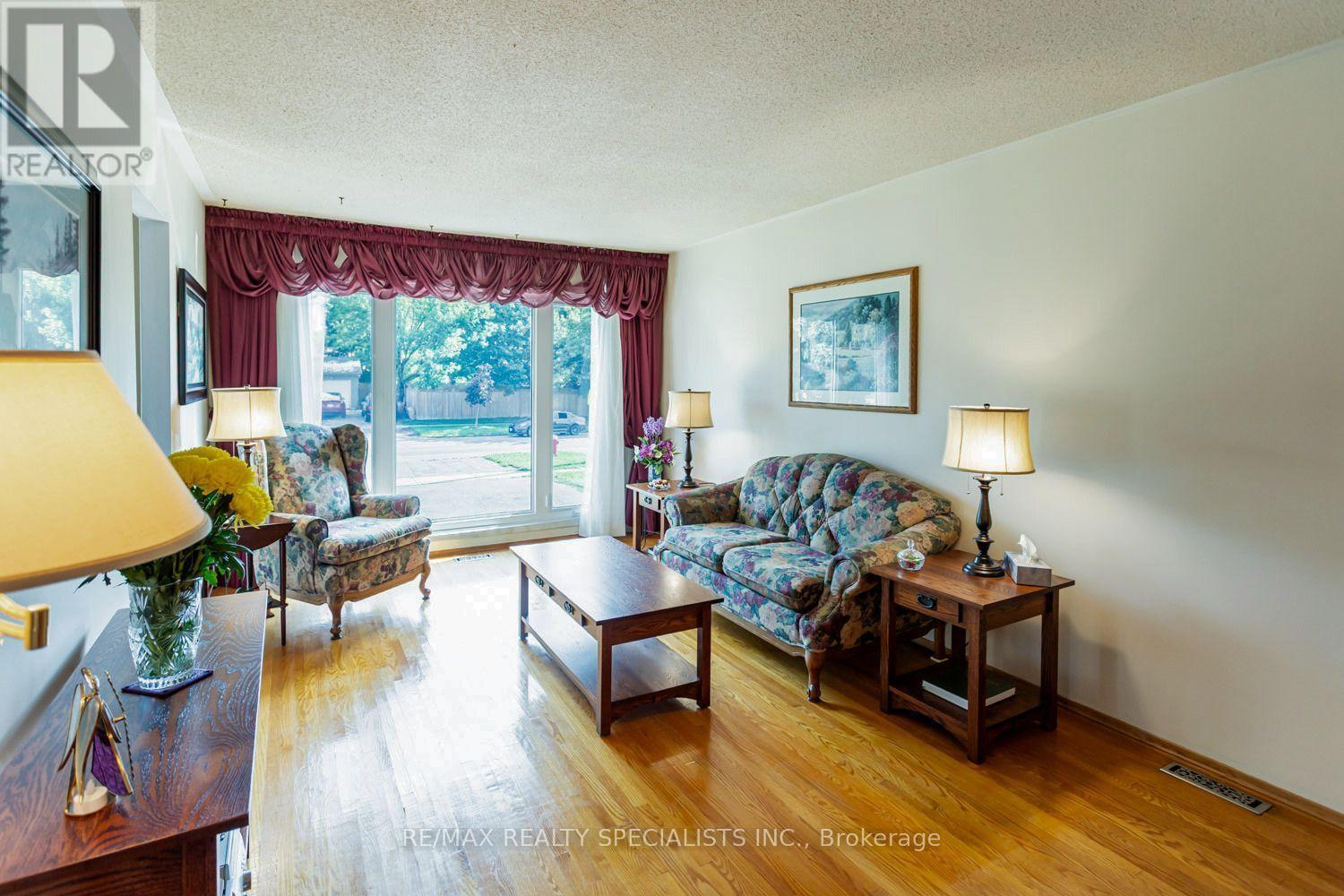 32 FALCONER DRIVE, Mississauga (Streetsville) — photo 11