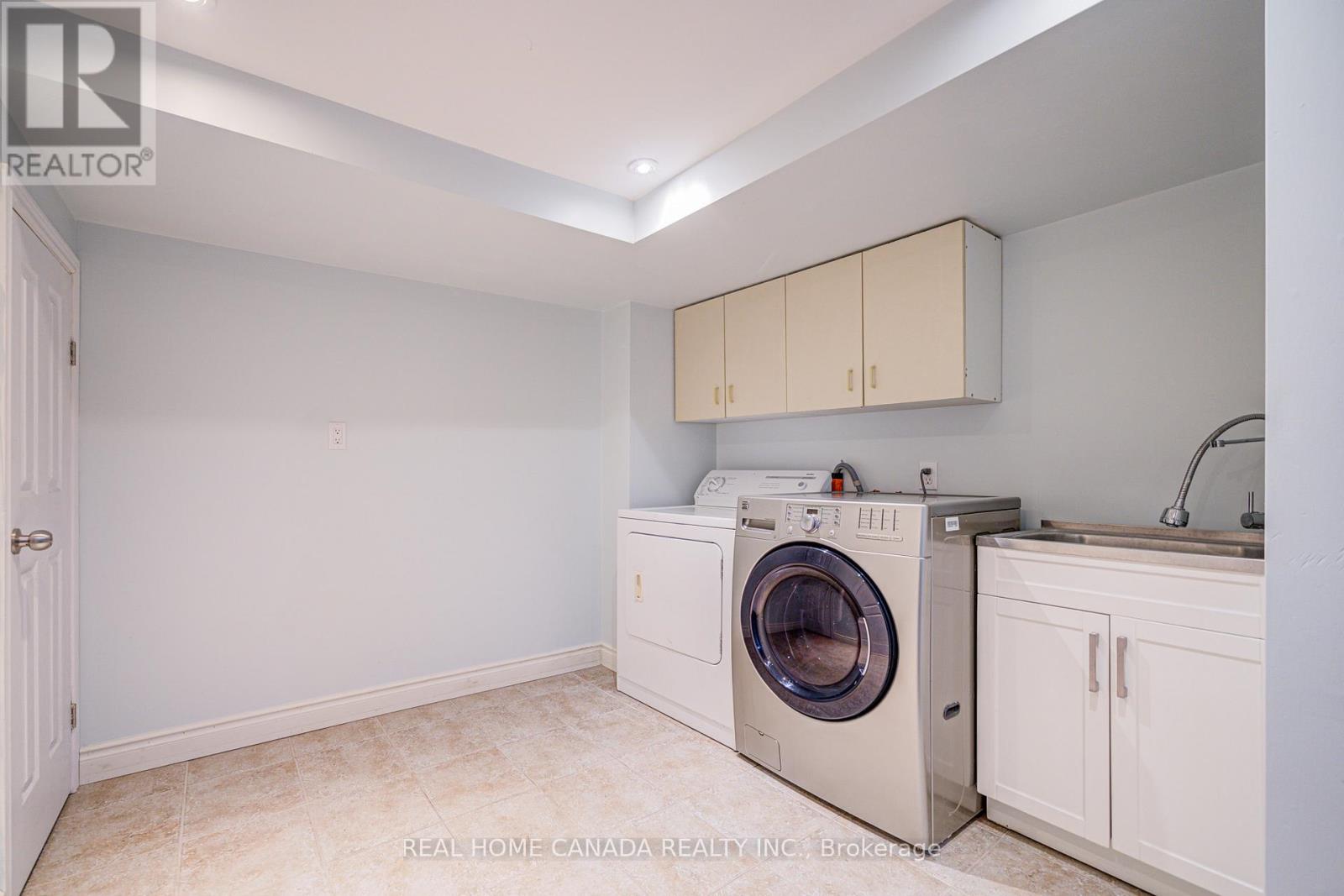 21 HALLEN ROAD - 27