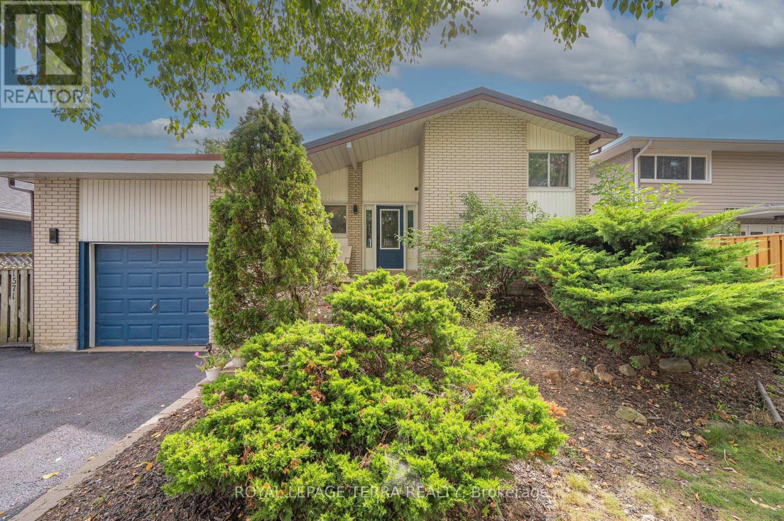 Photo of 1571 Lewisham Drive