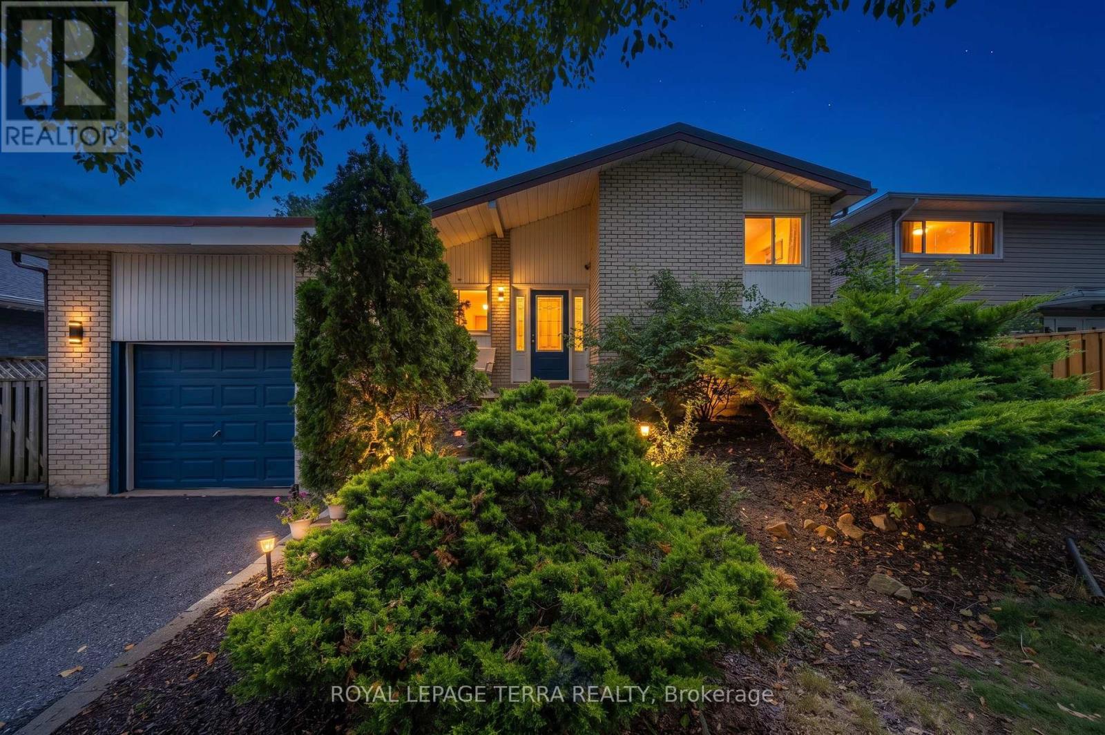 1571 LEWISHAM DRIVE, Mississauga (Clarkson) — photo 2