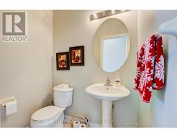 Bedroom 2 - 27 Modesto Crescent, Brampton, ON L6P1K2 Photo 11