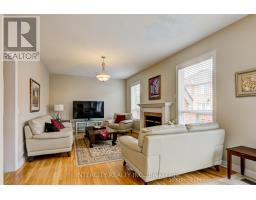 Kitchen - 27 Modesto Crescent, Brampton, ON L6P1K2 Photo 7