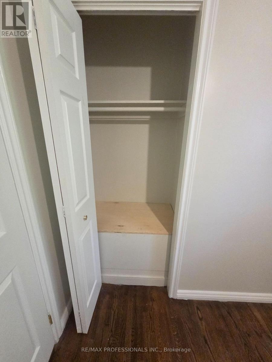 UPPER - 881 LAWRENCE ROAD, Hamilton (Glenview) — photo 8