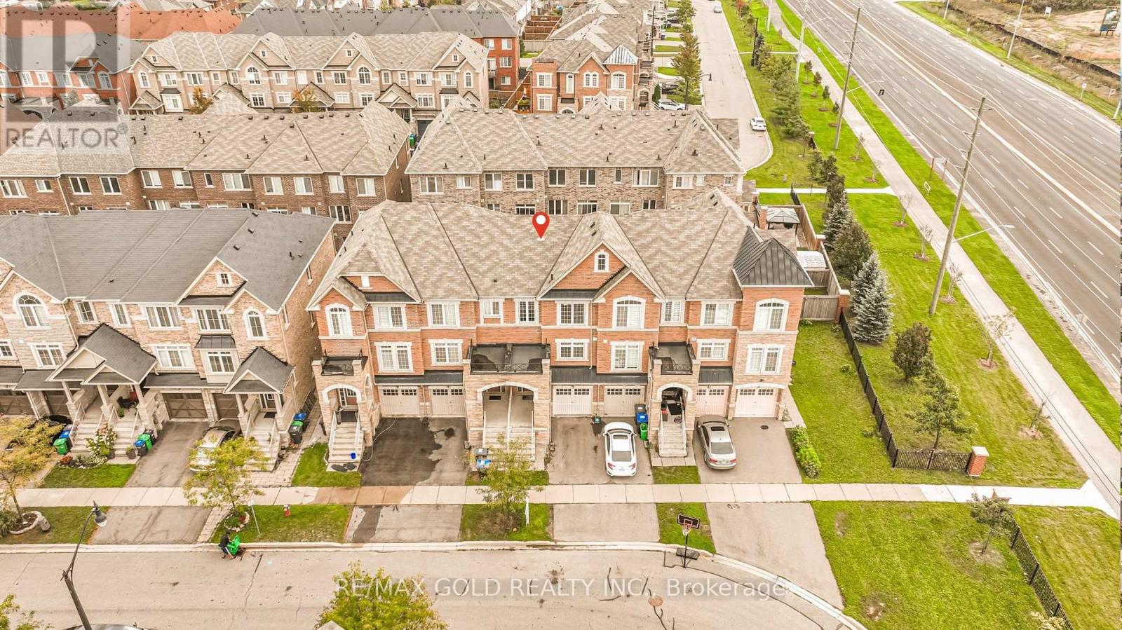 Photo of 32 Rockman Crescent