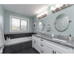 8340 79 Av Nw, Edmonton, AB T6C0R3 Photo 18