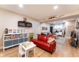 8340 79 Av Nw, Edmonton, AB T6C0R3 Photo 30
