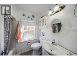 160 Oxford Road, Warfield, BC V1R2T3 Photo 32