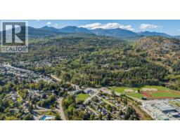 160 Oxford Road, Warfield, BC V1R2T3 Photo 23