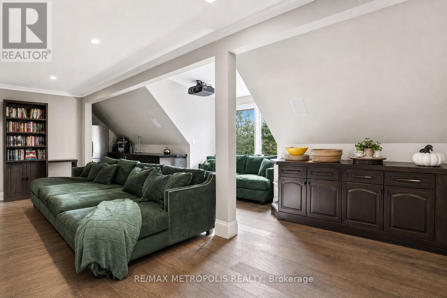 1175 DERRY ROAD - Image 33