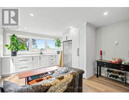 Living room - 34 Sweet Oak Court, Brampton, ON L6Y3S5 Photo 14
