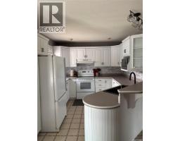 Primary Bedroom - 414 Darlington Street E, Yorkton, SK S3N4A1 Photo 7