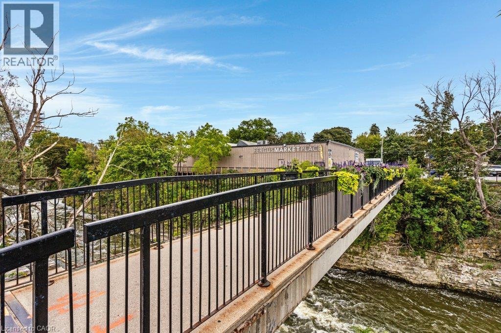 107 GIBBONS Drive - 43