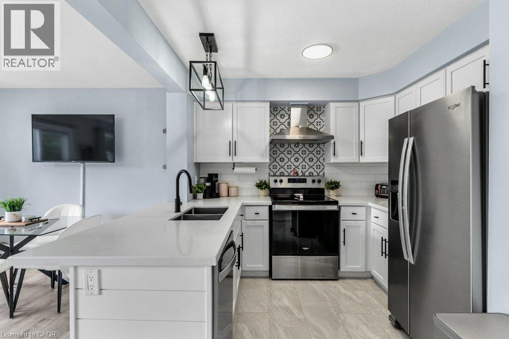 107 GIBBONS Drive - 11