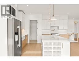 5pc Ensuite bath - 8924 Tavistock Road, Vernon, BC V1H2L4 Photo 18