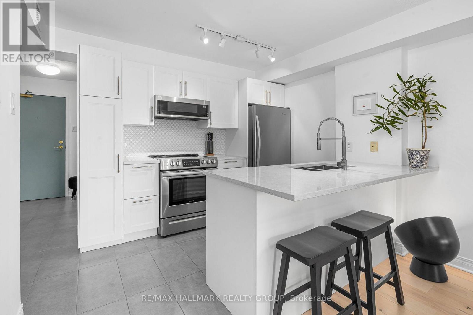 511 - 429 SOMERSET STREET W, Ottawa — photo 6
