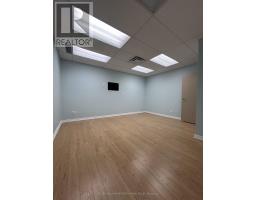 201 - 10132 Yonge Street, Richmond Hill, ON L4C1T6 Photo 11