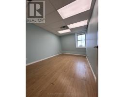 201 - 10132 Yonge Street, Richmond Hill, ON L4C1T6 Photo 15
