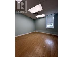 201 - 10132 Yonge Street, Richmond Hill, ON L4C1T6 Photo 19