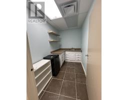 201 - 10132 Yonge Street, Richmond Hill, ON L4C1T6 Photo 6