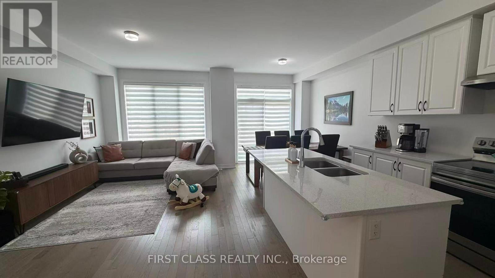 9 MILADY CRESCENT, Barrie — photo 12
