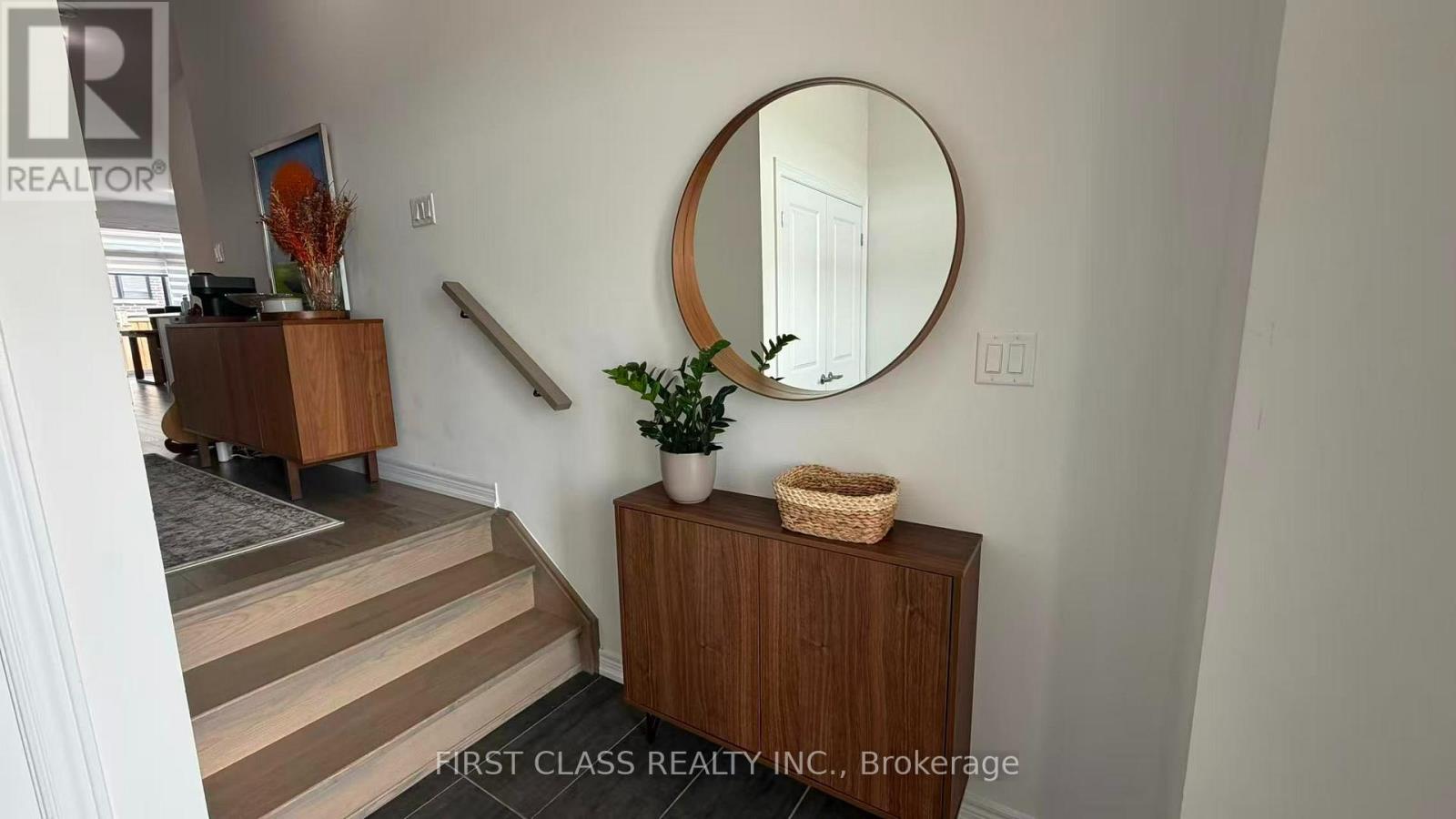 9 MILADY CRESCENT, Barrie — photo 5