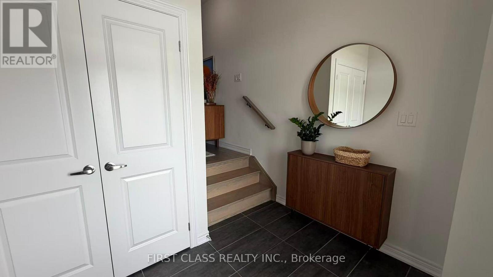 9 MILADY CRESCENT, Barrie — photo 6