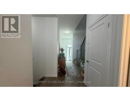 9 Milady Crescent, Barrie, ON L9J0B7 Photo 10
