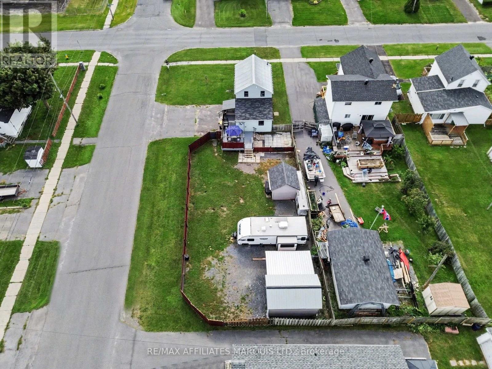117 SUNNYSIDE AVENUE - 21
