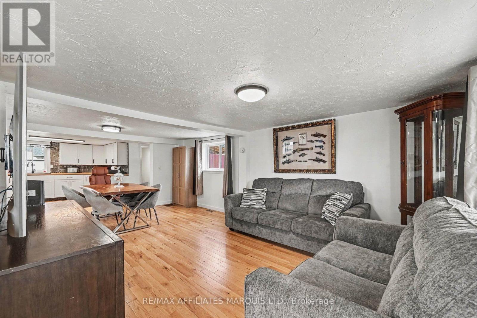 117 SUNNYSIDE AVENUE, Cornwall — photo 4