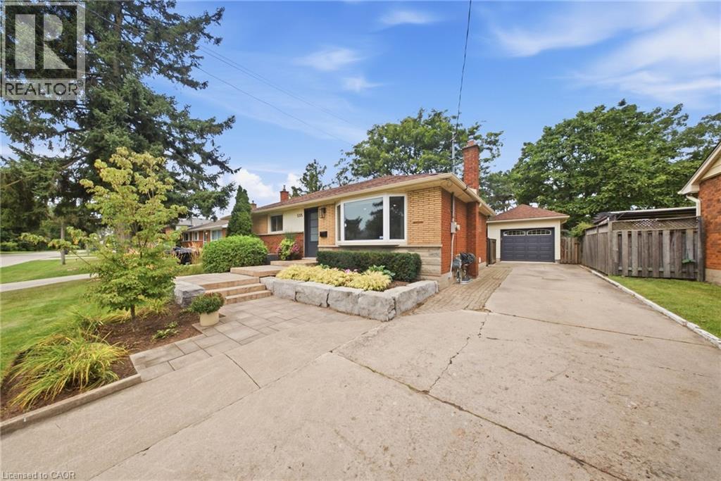 505 ENFIELD Road, Burlington — photo 2
