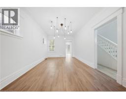 Living room - 1082 Cannon Street E, Hamilton, ON L8L2J1 Photo 6