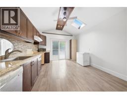 Kitchen - 1082 Cannon Street E, Hamilton, ON L8L2J1 Photo 8