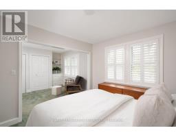 4 Athlone Drive, Toronto, ON M8Y2M4 Photo 13